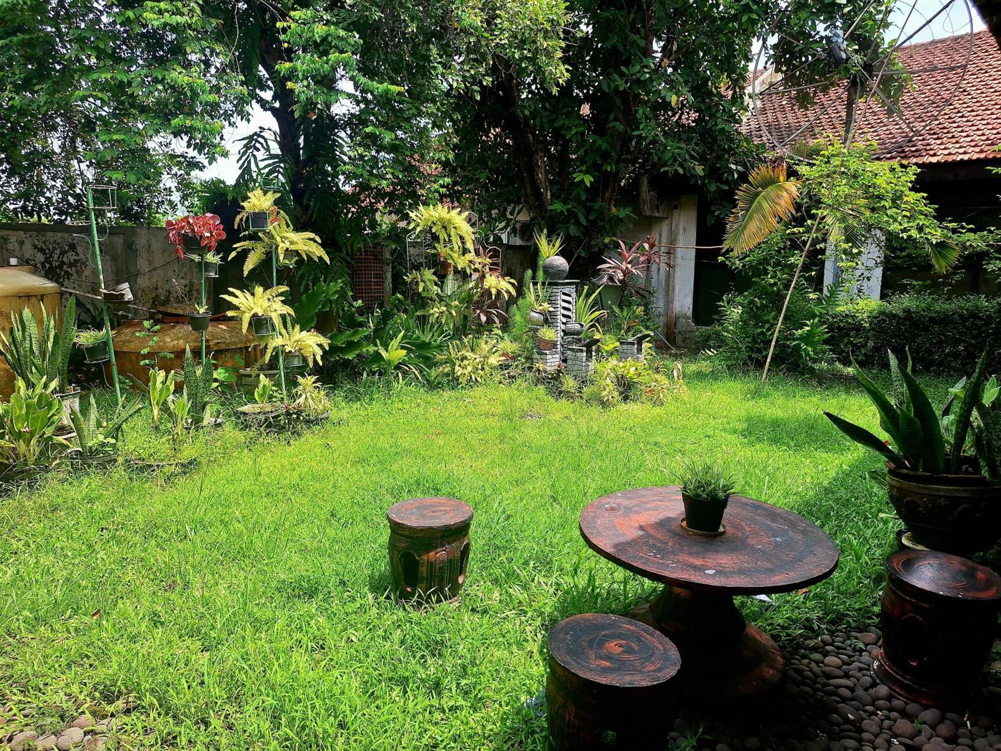 Reddoorz Near Stadion Semeru Lumajang Jawa Timur Exterior foto